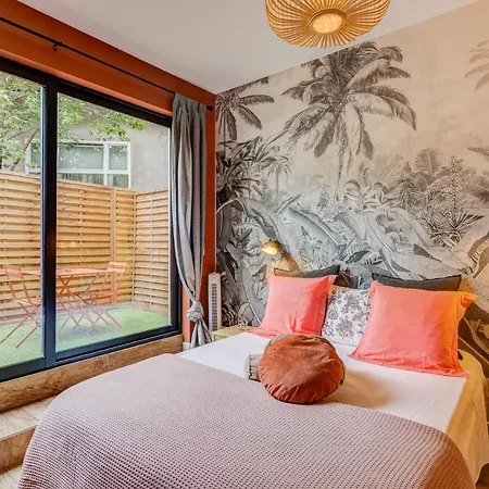 Guest house Rosa La Rouge, Bulles Romantiques *